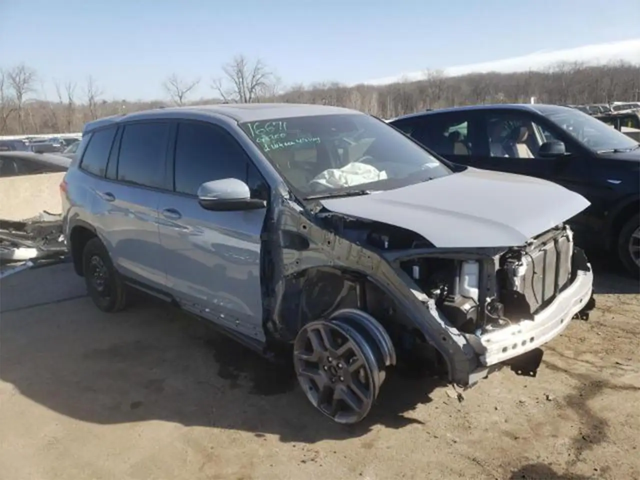 gray honda passport